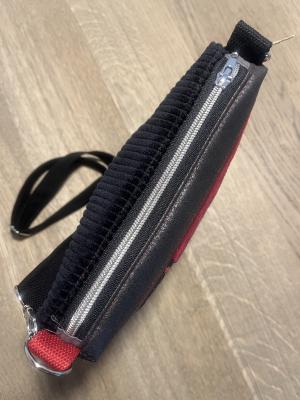 "Flickenwerk II/5" (schwarz-rot) - HEXENMOTIV - Designerstoff von Alexander Henry
